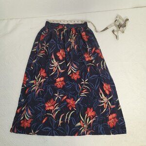 565. Sag Harbor Petite Long Skirt Floral Sz S